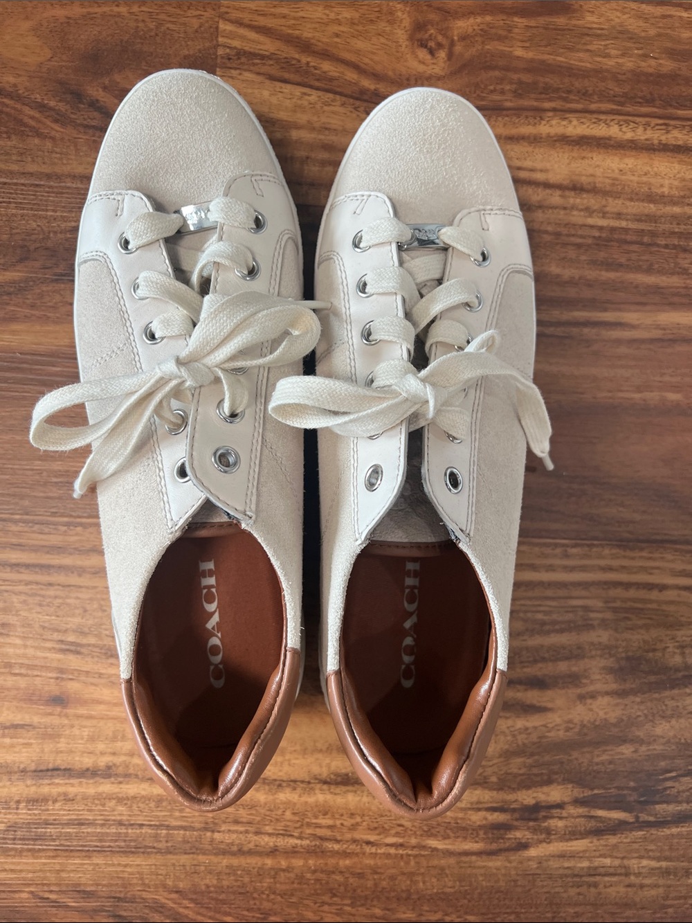 COACH Cream and Brown Low-Top Lace-Up Sneakers